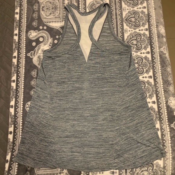 Athleta tank - Picture 2 of 3